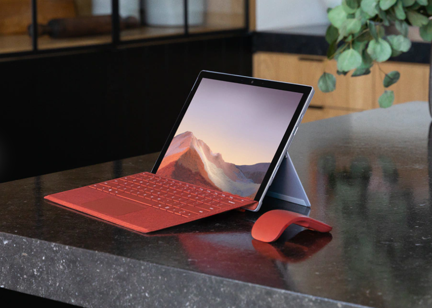 Microsoft Surface Pro 7 tablette avec saisie vocale